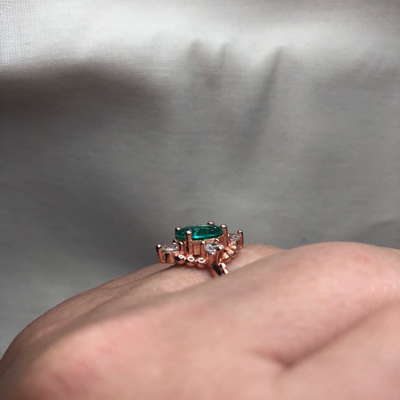 Rose gold ring - Picture 3 of 4